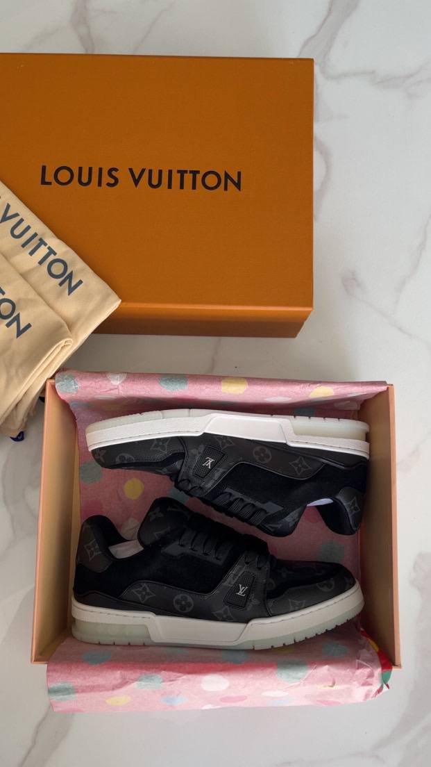 Louis Vuitton Trainer Black Monogramme - Image 2