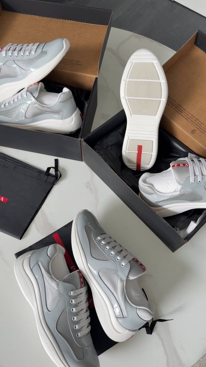 Prada American Cup’s Gris Clair