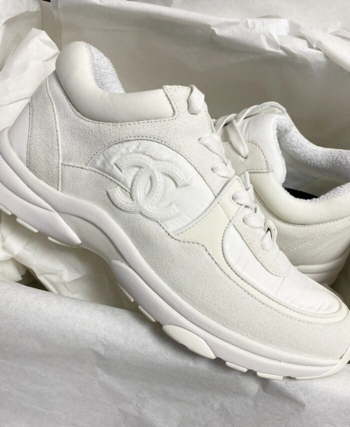 CHANEL RUNNER TRIPLE WHITE