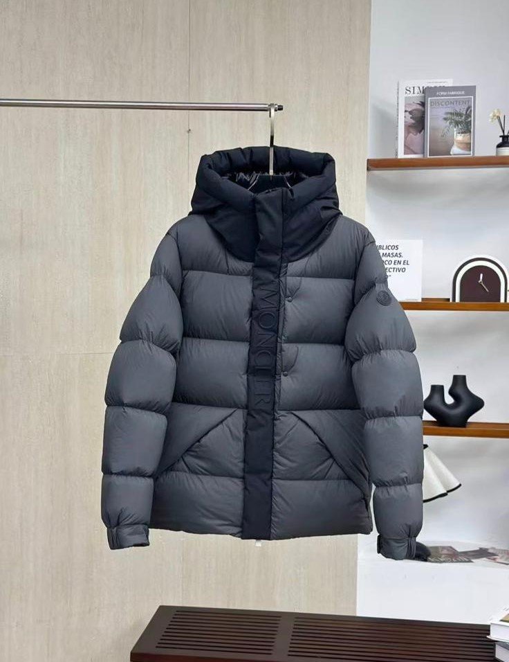 MONCLER MADEIRA - Image 2