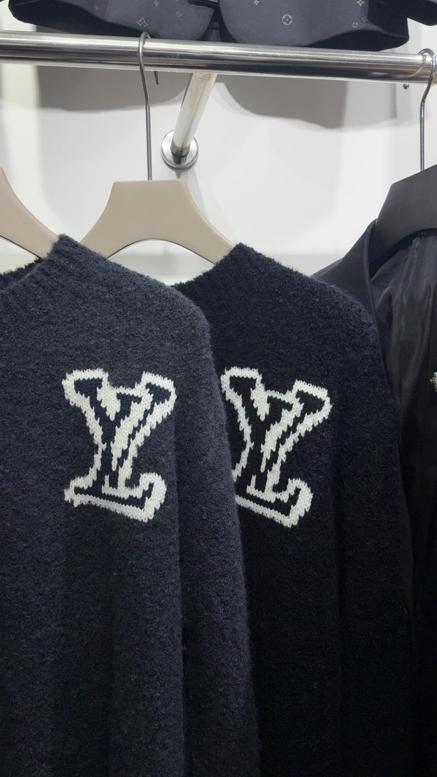 PULL EN LAINE LOUIS VUITTON - Image 2